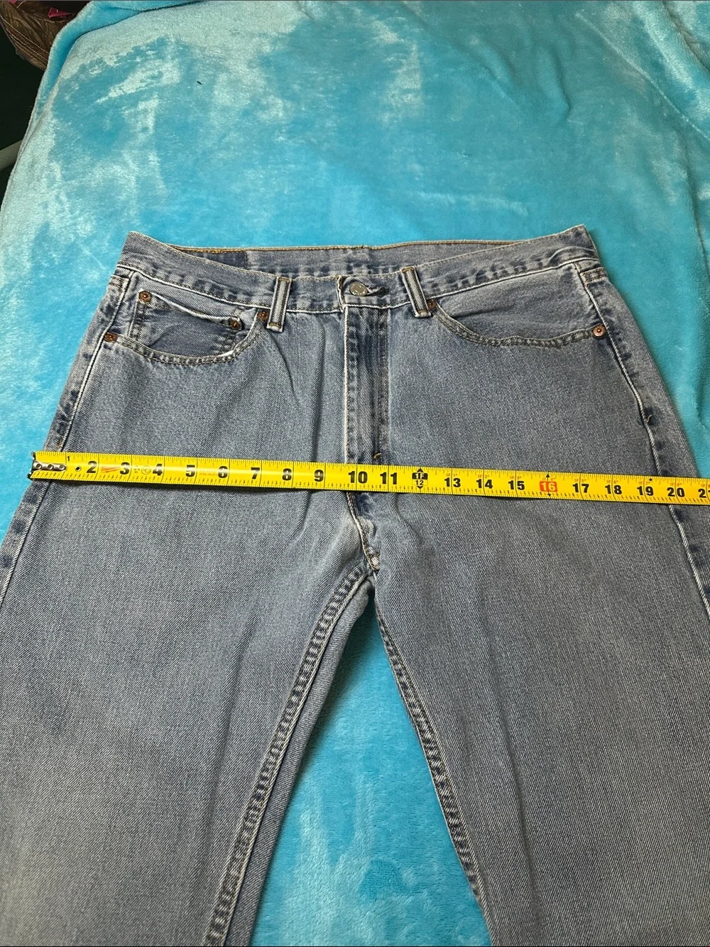 Levi's Men's Light Wash Straight Leg Jeans